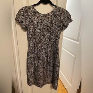 100% silk Banana Republic 0 Petite dress